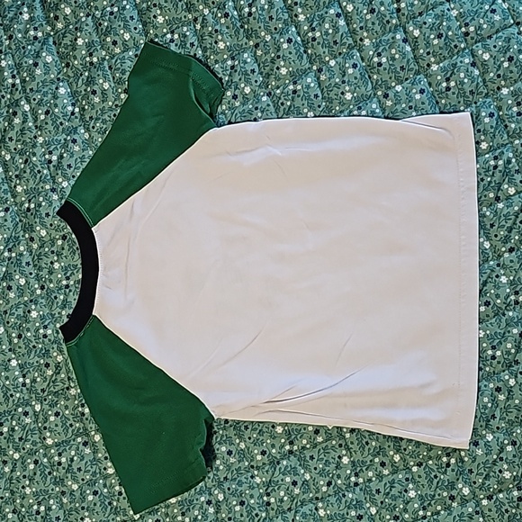 3 for $10 | Spring Holiday Bundle | Boys 5T - Picture 6 of 8